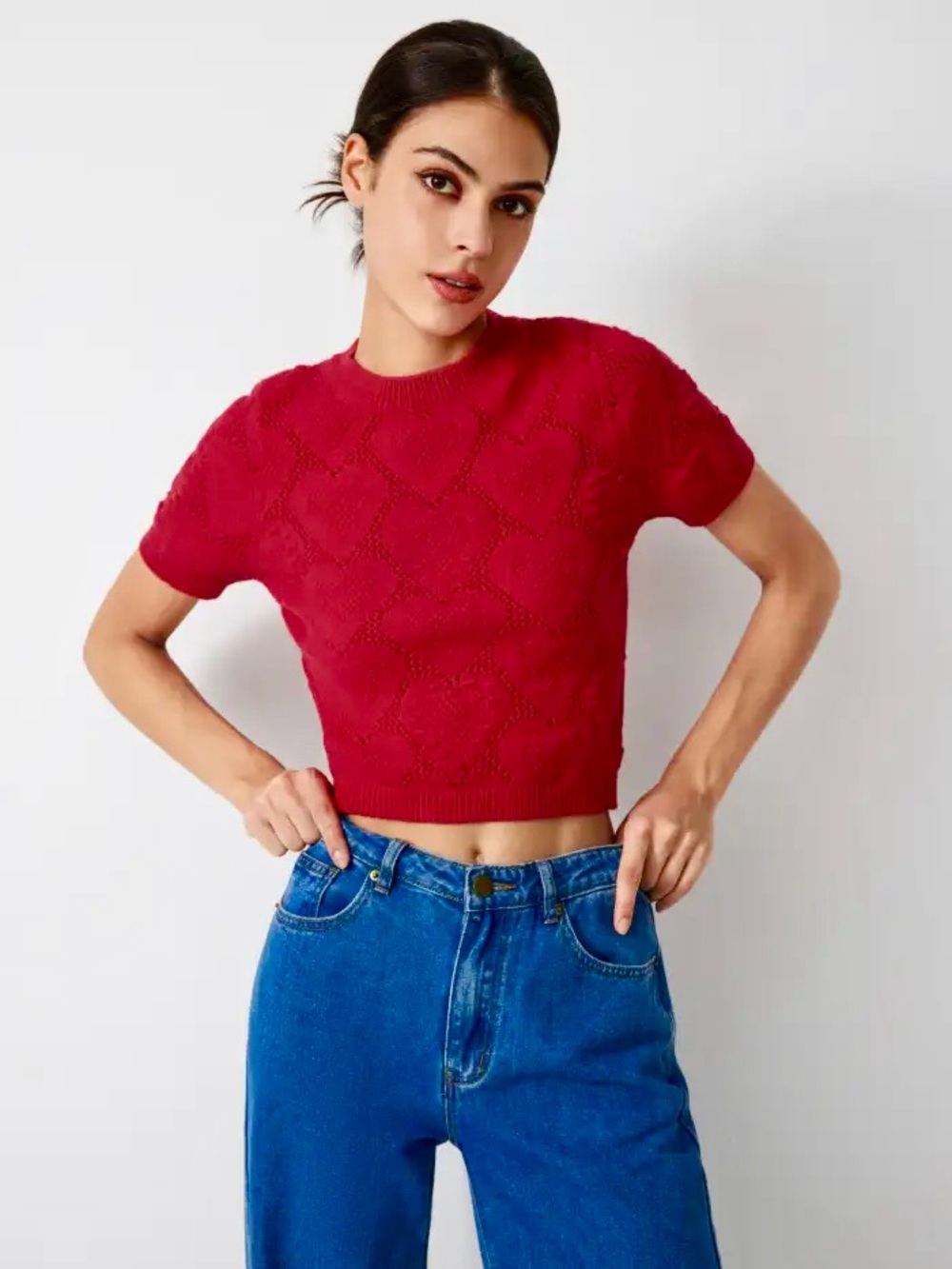 Red Short Sleeve Medium Crop Top Heart Knitted Round Neckline